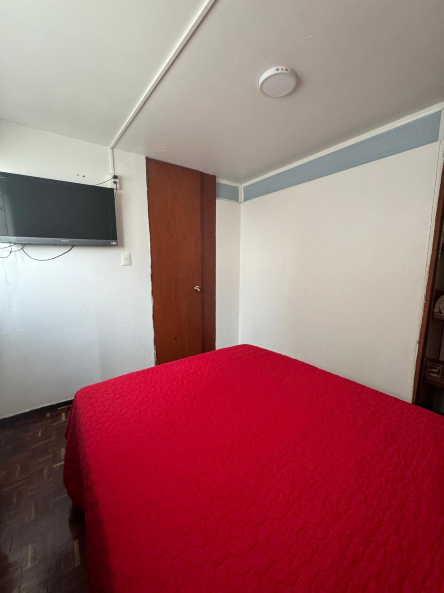 Habitacion Economica Y Pequena Con Bano Privado Cerca Del Centro Historico Mexiko-Stadt Exterior foto